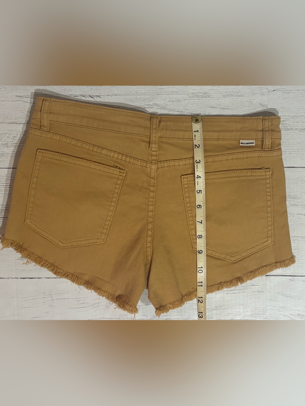 Billabong Mustard Yellow Distressed Denim Shorts Button Fly Raw Hem Size 28 - Picture 9 of 9
